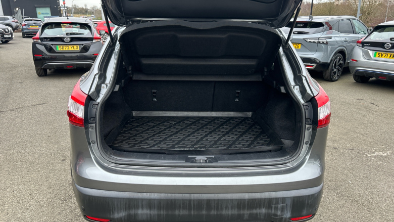 Nissan Qashqai 1.6 dCi Tekna 5dr Xtronic Diesel Hatchback